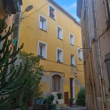 Le Viala, Dans Le Centre Historique De Appartement *